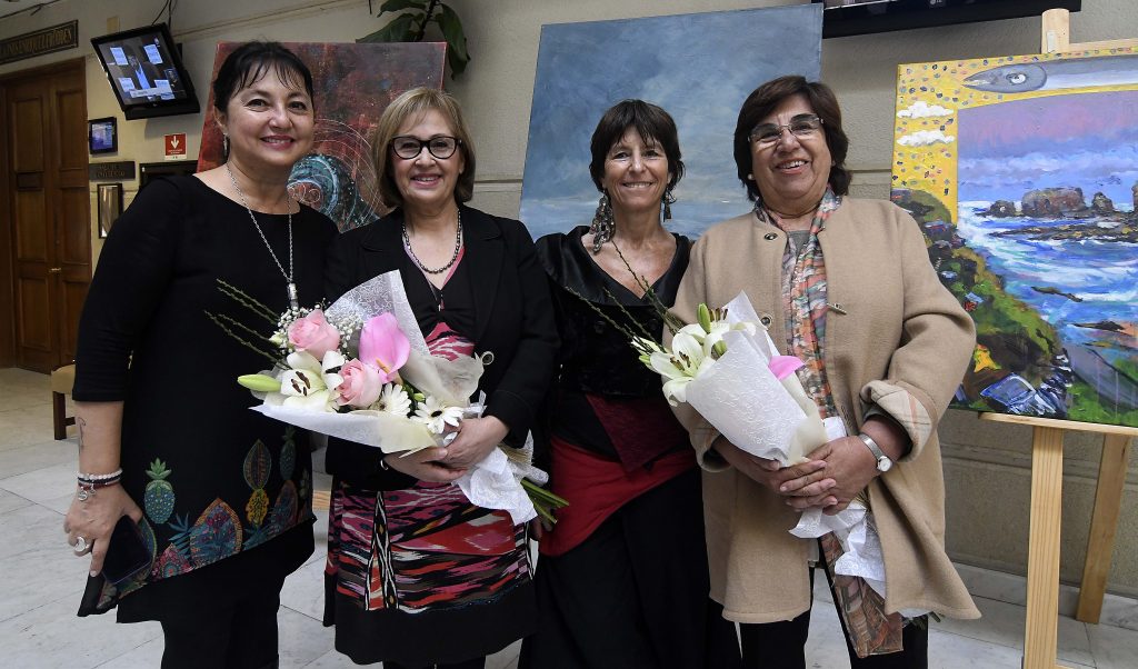 Cámara de Diputados rinde homenaje a 20 años de la ley de filiación
