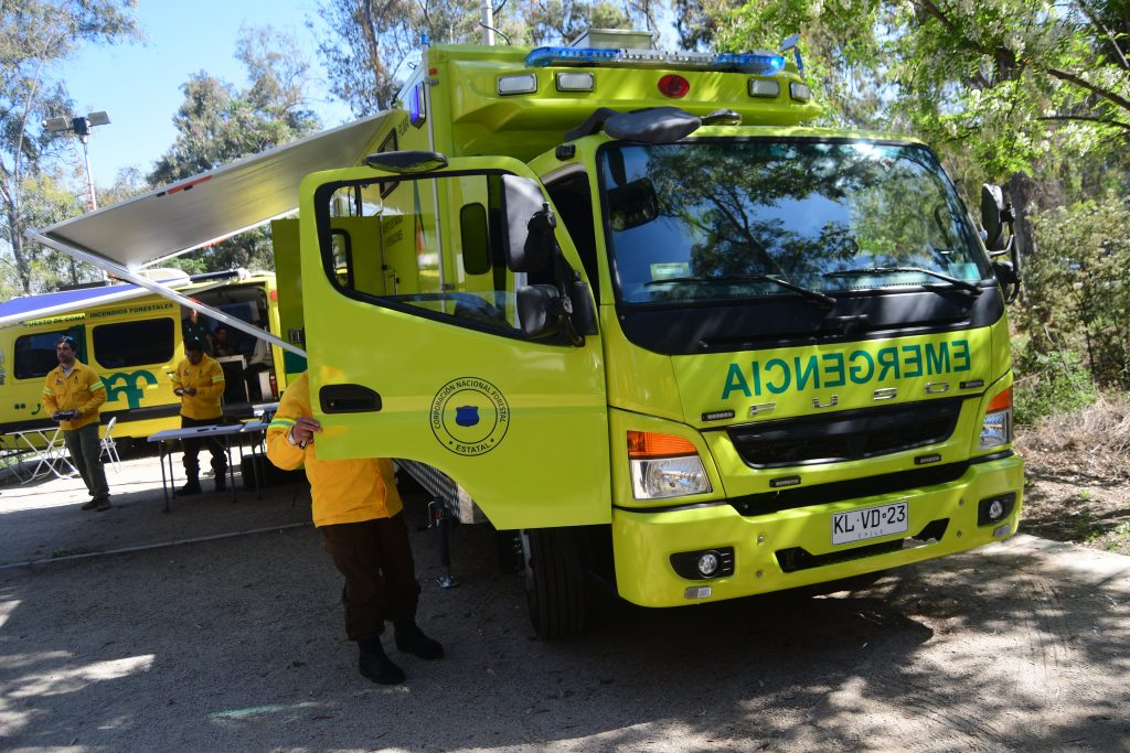 CONAF se prepara para fuerte temporada de incendios forestales en el país
