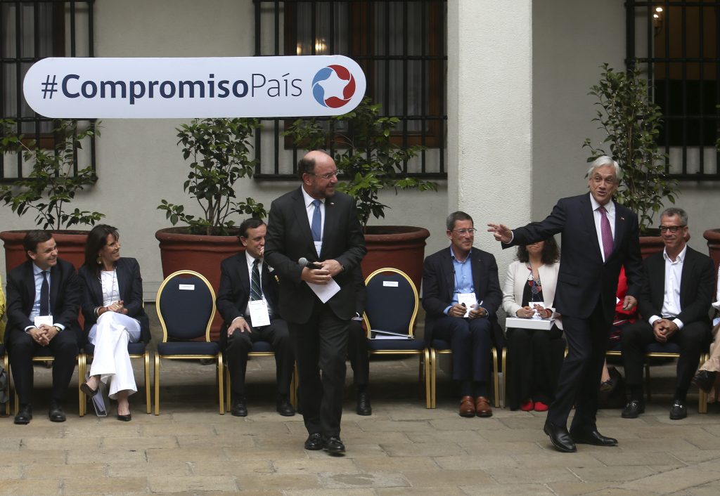 Piñera defendió participación de sociedad civil en el plan “Compromiso País”