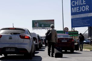 Nuevo incidente entre conductor de Uber y Carabineros en el Aeropuerto