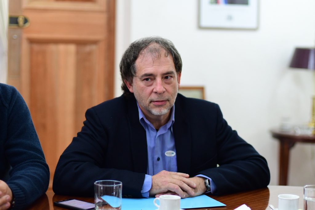 Girardi buscará que iniciativa de alcalde Lavín sea ley