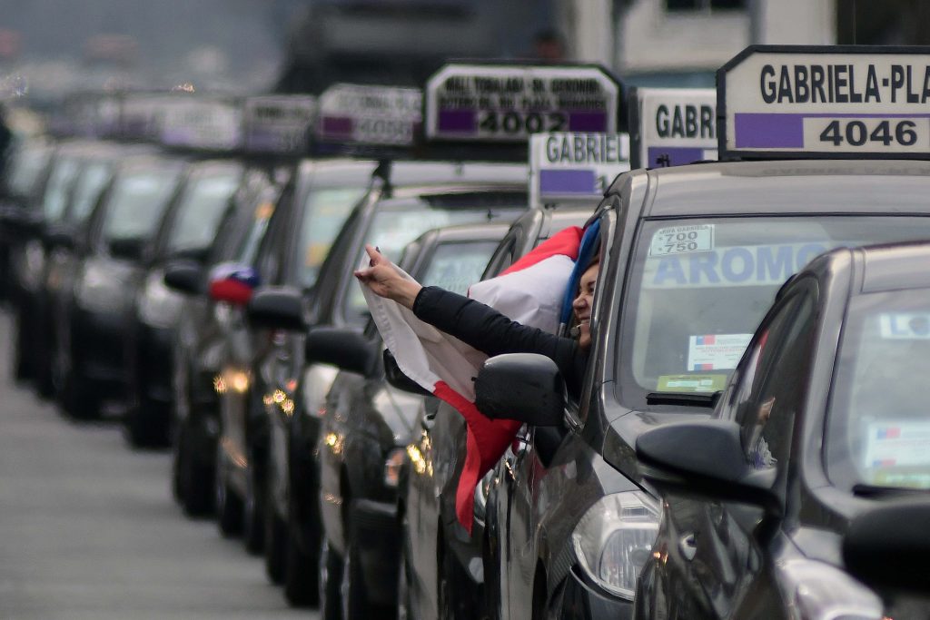 Colectiveros han reducido 30% de los ingresos debido al alza de combustibles