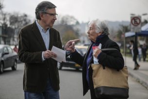 Fin de semana largo: Lavín llamó a sus vecinos a cuidar sus casas