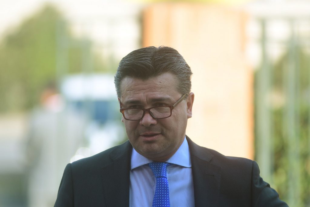 Raúl Meza a militares: “Los entregarán como cordero al matadero”