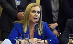 Jiles se desmarca del Frente Amplio y defiende a Cathy Barriga