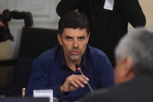 Diputado Díaz valoró proyecto que obliga a dar partidos de fútbol en TV abierta