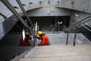 Trabajador muere tras caer unos 30 metros a túnel en obras de Línea 3 del Metro