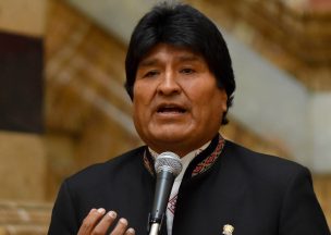 Evo Morales dice que respeta fallo y llama a Piñera a diálogo por salida al mar