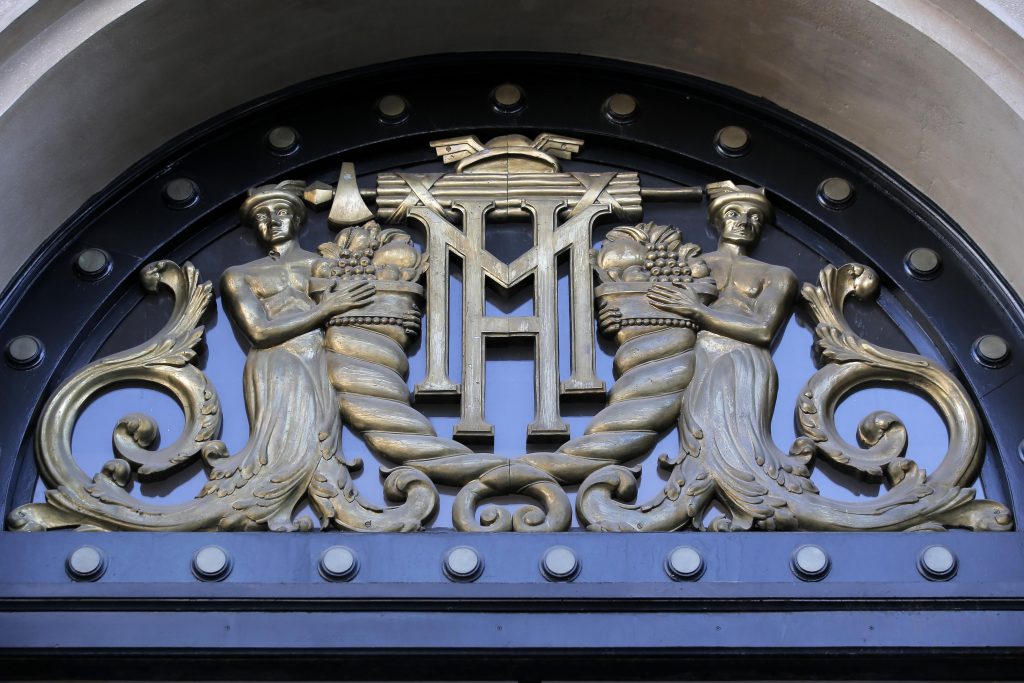 Hacienda destaca informe de Moody’s que enfatiza resiliencia de economía chilena