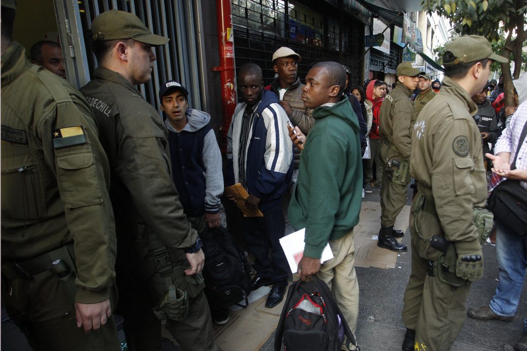 Haitianos aseguran que plan humanitario del gobierno es una “deportación”