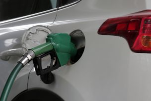 Enap informa que gasolinas de 93, parafina y gas licuado bajarán de precio