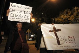 Red de Sobrevivientes de Abuso Eclesiástico realizó “funa” contra Ezzati