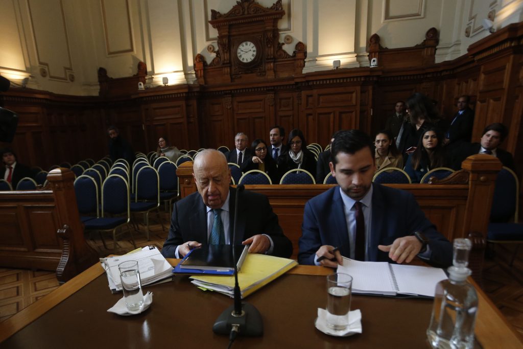 En la Corte Suprema se iniciaron alegatos por solicitud de destitución de Abbott