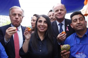 Ministros e intendenta celebraron el Día de las Frutas y las Verduras