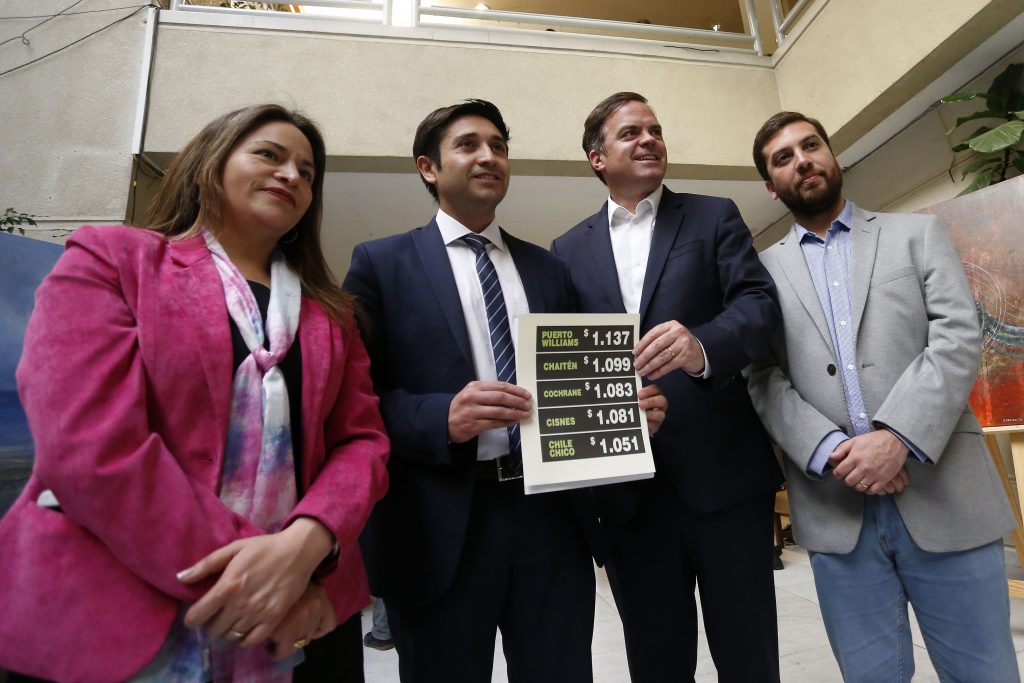 Bancada DC pide sesión especial de la Cámara por alzas de los combustibles