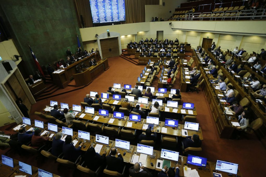 Cámara: mitad de los asesores indemnizados fueron recontratados en un mes