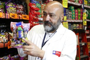 Halloween: detectan infracciones a ley de etiquetado en la venta de dulces