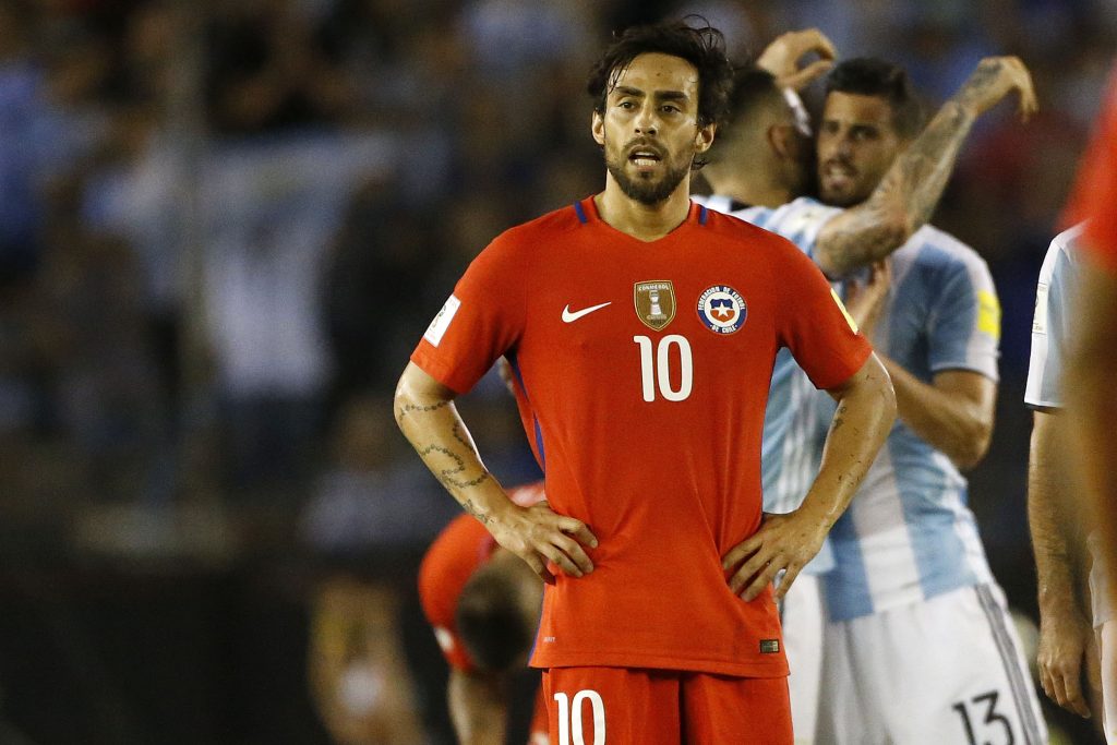 Valdivia y posible nominación: “Mis deseos son siempre estar en la Selección”