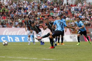 Con un gran Luis Jiménez, Palestino aplastó a Deportes Iquique