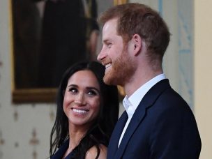 El príncipe Harry comparte una foto de Meghan Markle embarazada