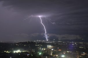 Un rayo mata a padre y sus cuatro hijos en Bolivia