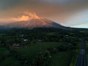 Volcán de Fuego registra incremento de fase eruptiva en Guatemala