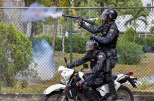 Mueren dos militares colombianos durante ataque en frontera con Venezuela