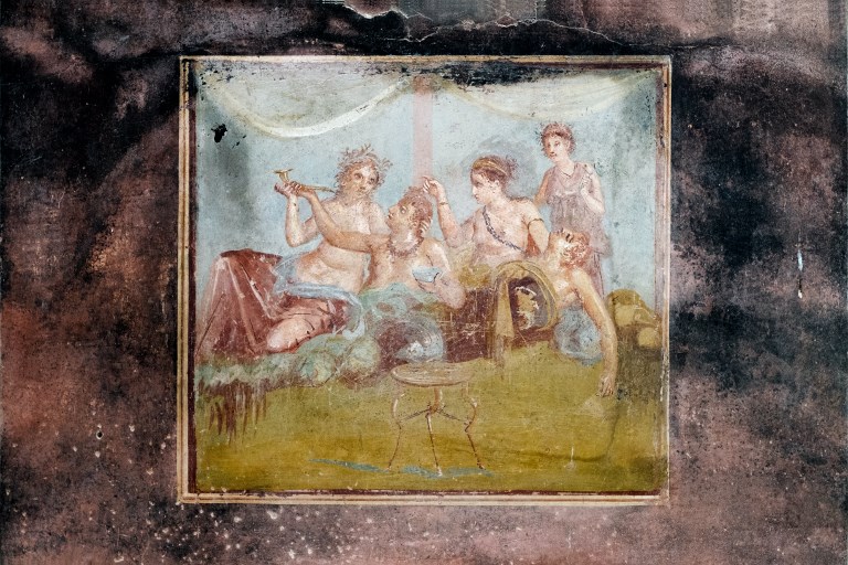 Descubren espectacular fresco erótico en Pompeya