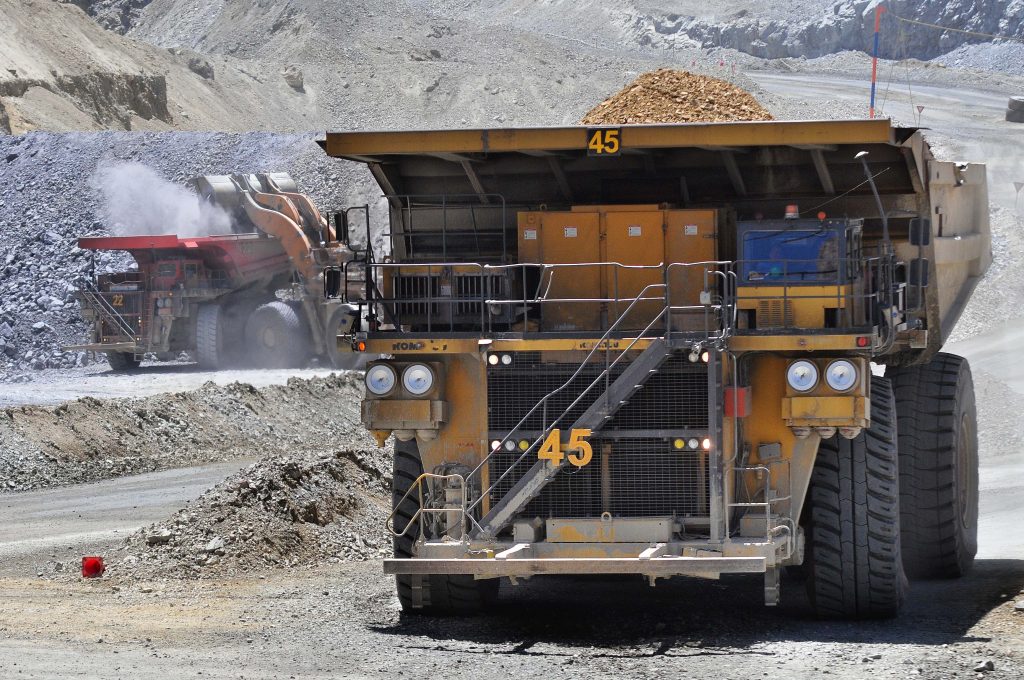 El cobre opera de forma estable y tiene una leve alza en su precio
