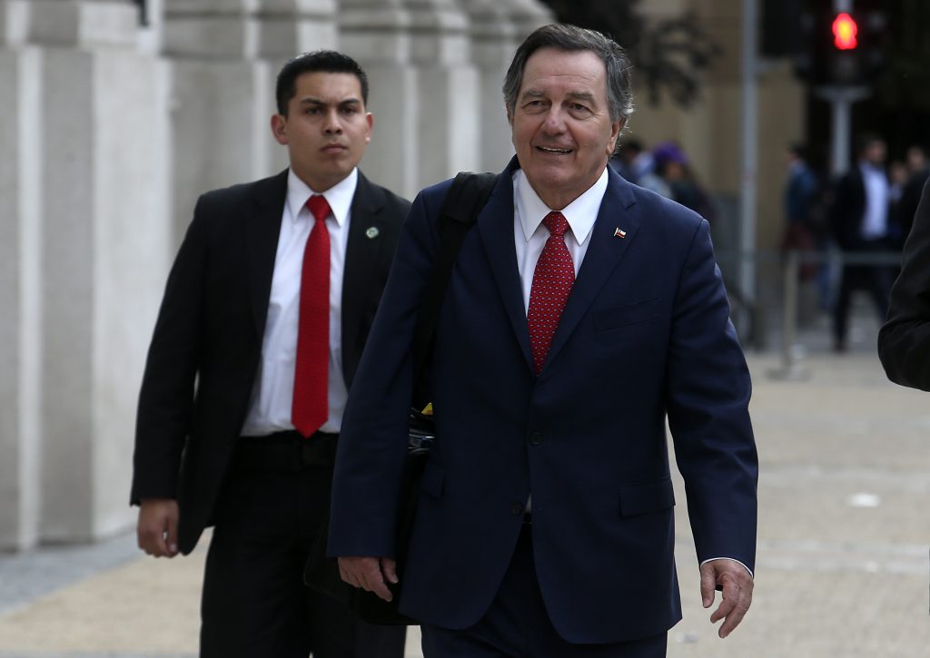 Canciller Ampuero por Palma Salamanca: “Vamos a nombrar embajador en Francia”