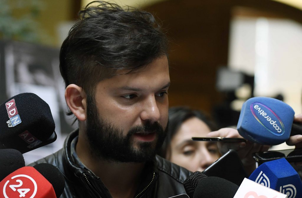 Gabriel Boric por marcha en Iquique: “La escena de pañales y coches ardiendo desgarra”