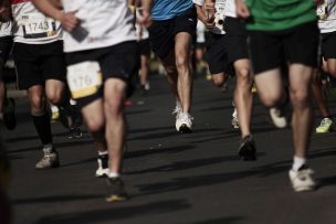 Atentos: Hoy cortes de tránsito en el centro de Santiago por corrida Consalud