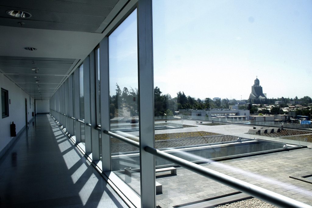 Corte condena a servicio de salud por negligencia médica en Hospital de Maipú