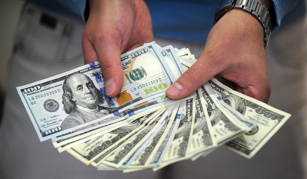 Dólar se disparó y subió $10 esta semana