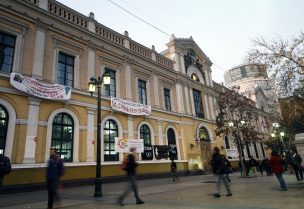 Universidad de Chile lanza campaña para erradicar violencia de género