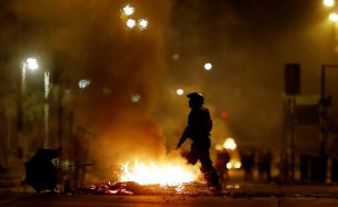 11 de septiembre: Carabineros reporta barricadas y disparos en diversos puntos de Santiago