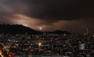 Decretan alerta por tormentas eléctricas entre Valparaíso y el Maule