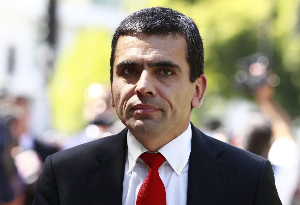 Tenso cruce entre abogado de Cathy Barriga y exfiscal Carlos Gajardo: “No me vengai a desafiar con esos temas”