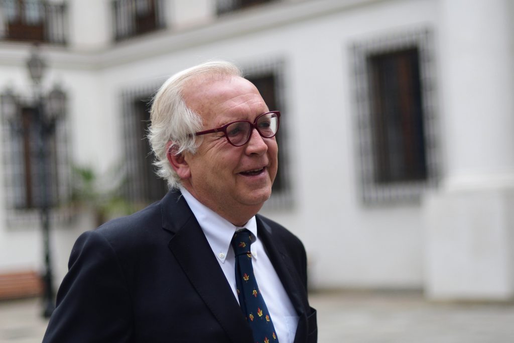 Ex ministro Burgos por Catrillanca: “No corresponde decir que fue un delito común”