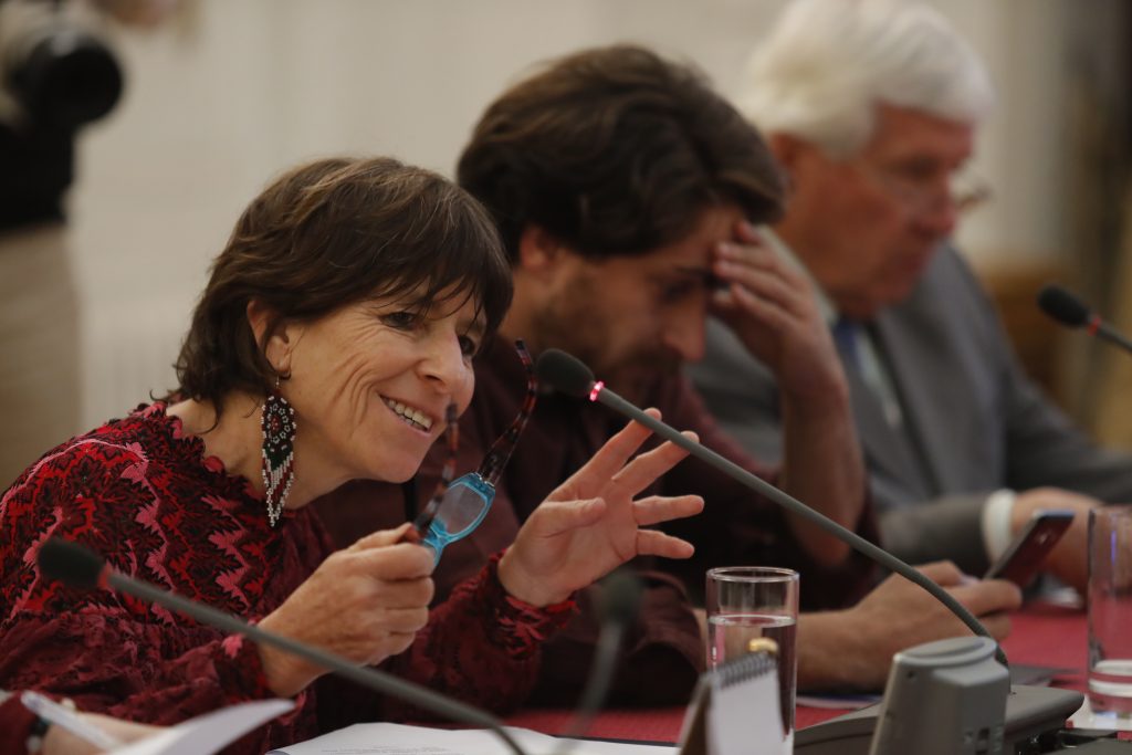 “Aula Segura”: diputados de comisión de educación aprueban la idea de legislar