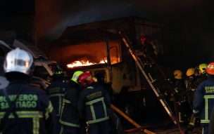 Hombre fallece en incendio tras quedarse dormido en la comuna de Villa Alemana