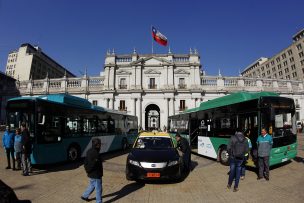 Llegaron los primeros 100 buses chinos eléctricos y otros 100 vienen en camino