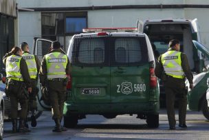 Grave, pero estable el carabinero apuñalado al impedir robo en Estación Central