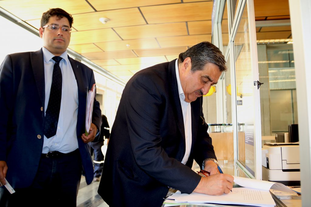 Alcalde de El Bosque interpone una denuncia en contra de una funcionaria municipal vinculada al narcotráfico