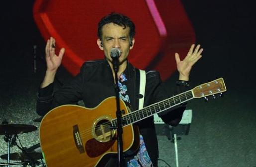 Consuelo Schuster, Álvaro López y “Kanela” homenajearon a Lucho Gatica