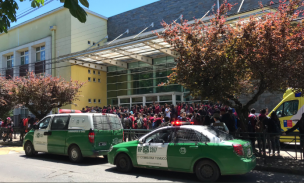 Bomba de humo deja un herido en un liceo de Temuco