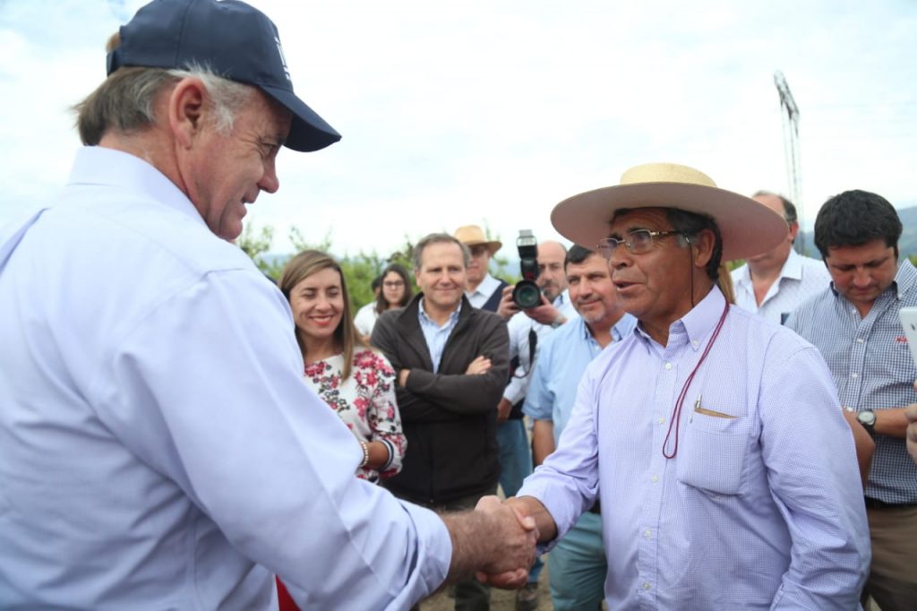 Ministro Walker por afectados por granizos: “Llamamos a la banca a apoyarlos”