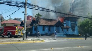 Incendio afectó a tradicional restaurante 