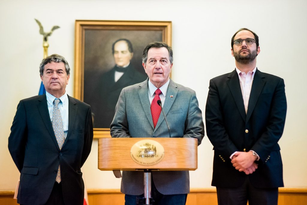 Ampuero advierte que Chile “seguirá exigiendo la extradición de Palma Salamanca”