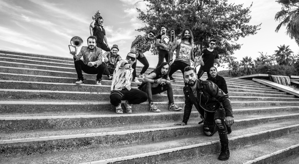 Tomo Como Rey estrena nuevo video “Qué vamo’ a hacer, qué va a pasar”